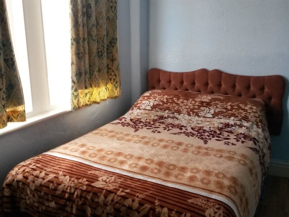 Myroomz Orchid Hotel Blackpool Exterior photo